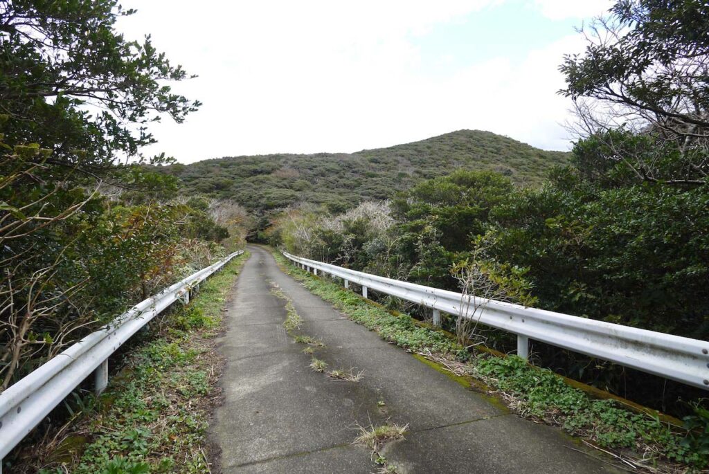 新島ロラン局に至る道