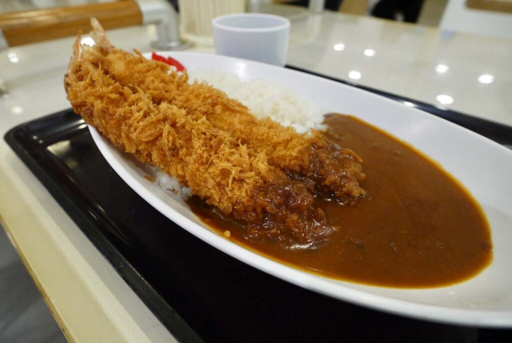 橘丸のエビフライカレー