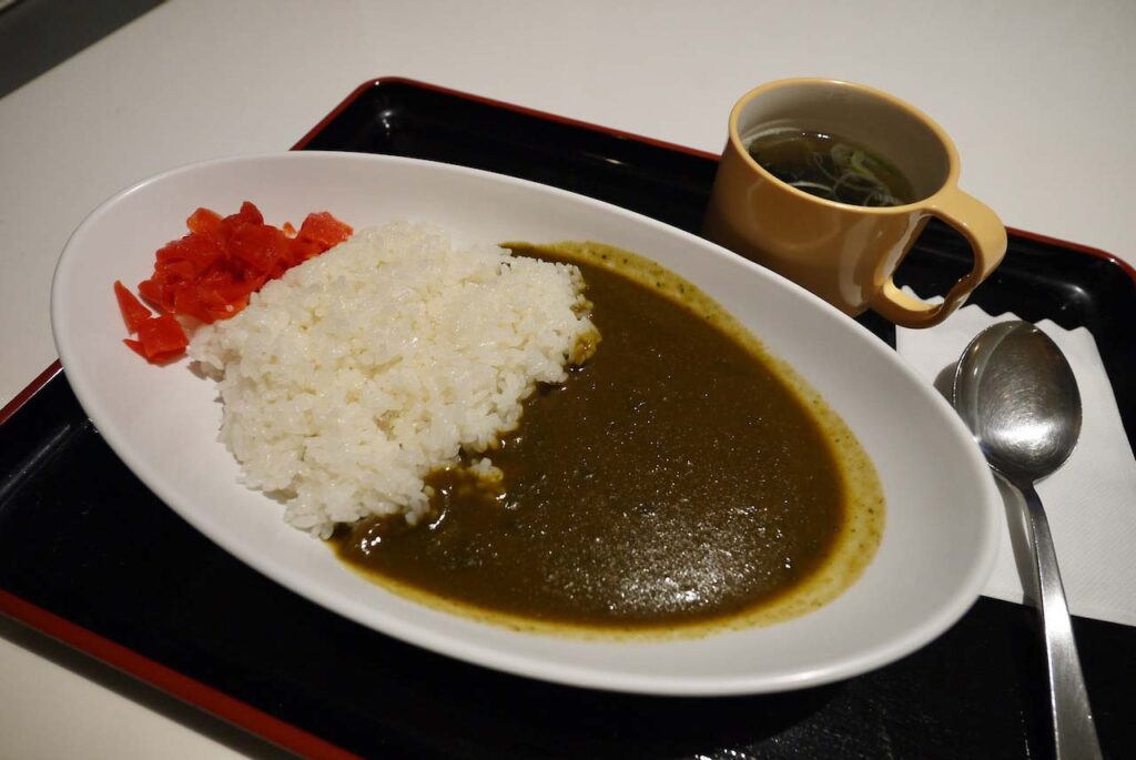 さるびあ丸のあしたばカレー